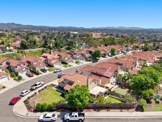 1702 Avenida Vista Labera, Oceanside, CA 92056