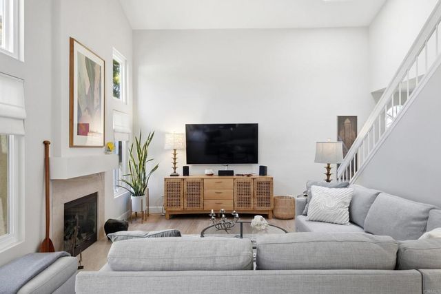 1702 Avenida Vista Labera, Oceanside, CA 92056