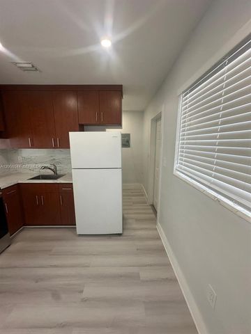 1555 NW 34th St 1555, Miami, FL 33142