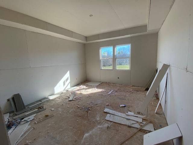 20659 Skyview Lane, Spring Hill, KS 66083