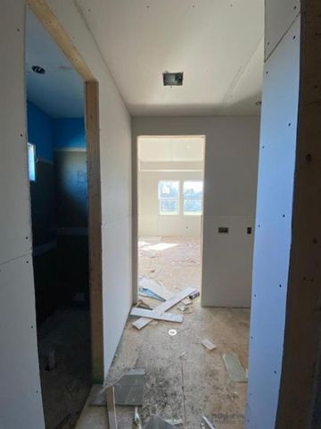 20659 Skyview Lane, Spring Hill, KS 66083