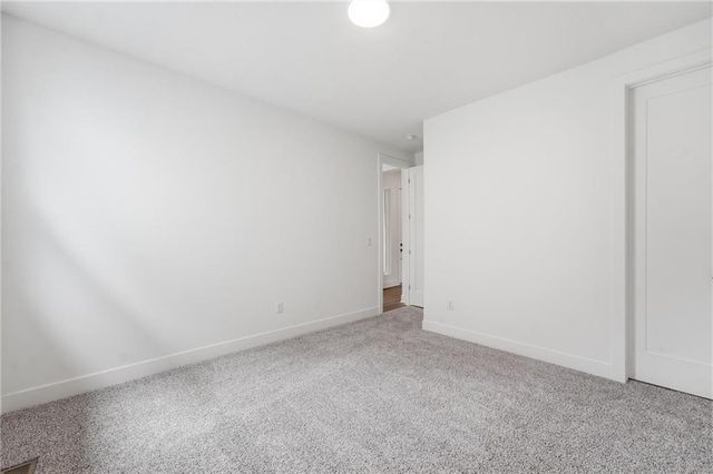 20659 Skyview Lane, Spring Hill, KS 66083