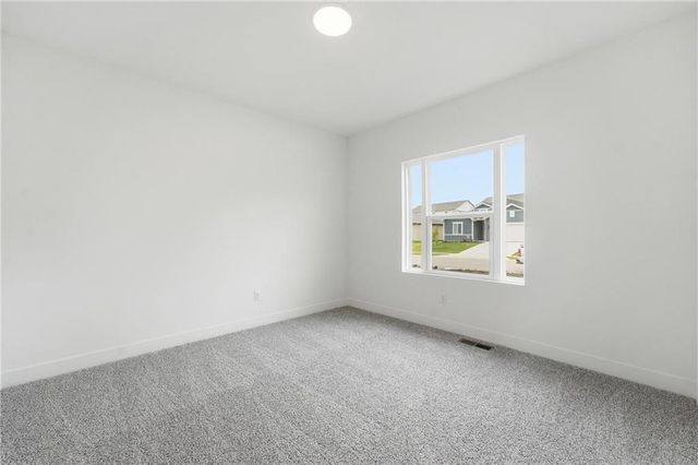 20659 Skyview Lane, Spring Hill, KS 66083