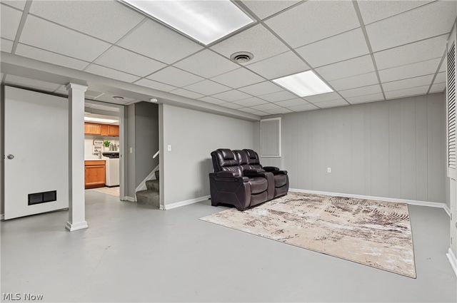 4617 Commodore Drive, Stow, OH 44224