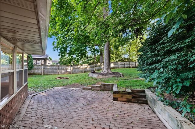 4617 Commodore Drive, Stow, OH 44224
