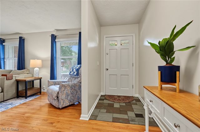 4617 Commodore Drive, Stow, OH 44224