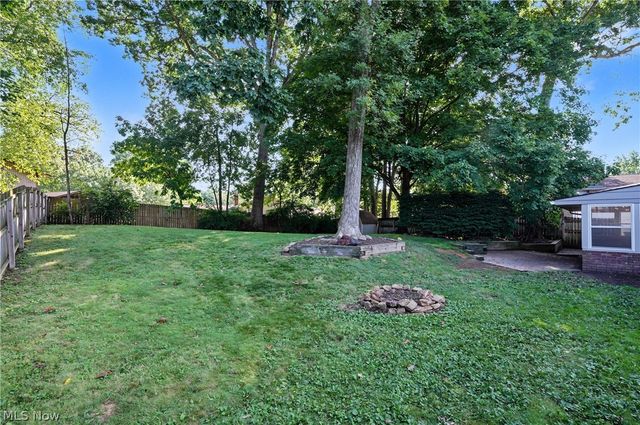 4617 Commodore Drive, Stow, OH 44224