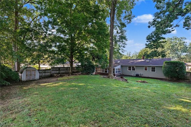 4617 Commodore Drive, Stow, OH 44224