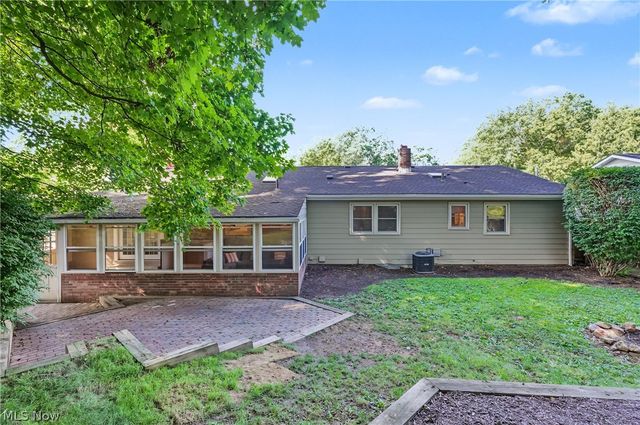4617 Commodore Drive, Stow, OH 44224