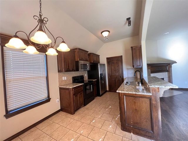 12108 Chesterfield Lane, Oklahoma City, OK 73173