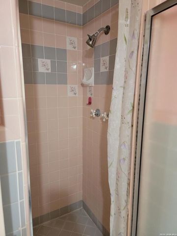 339 Covina, San Antonio, TX 78218