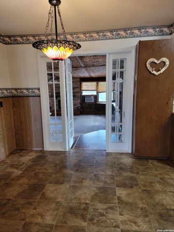 339 Covina, San Antonio, TX 78218