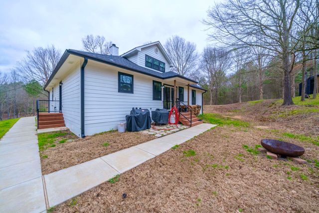 3381 Noonday Rd, Hallsville, TX 75650