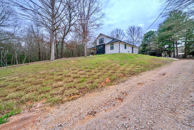 3381 Noonday Rd, Hallsville, TX 75650