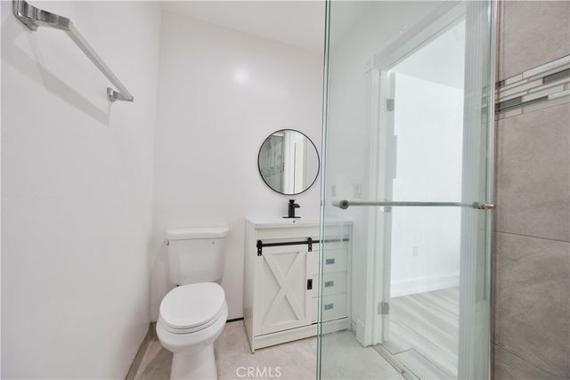 19140 Hartland, Reseda, CA 91335