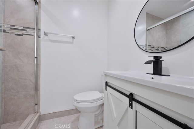 19140 Hartland, Reseda, CA 91335