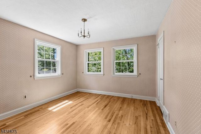 106 Gallows Hill Rd, Cranford Twp., NJ 07016