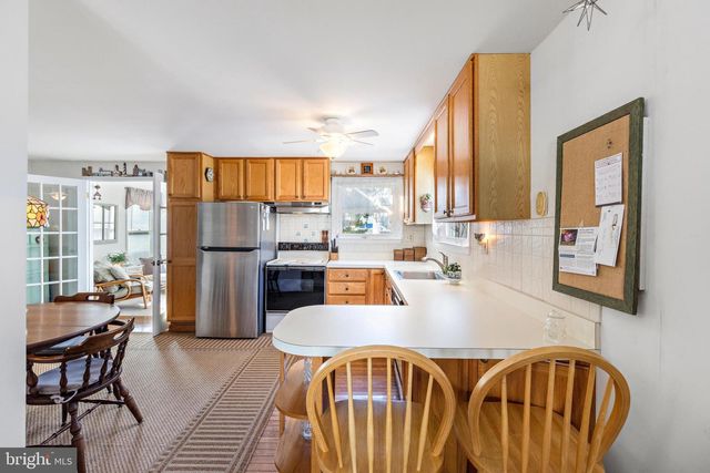 4 W JOSHUA AVE, Long Beach Township, NJ 08008