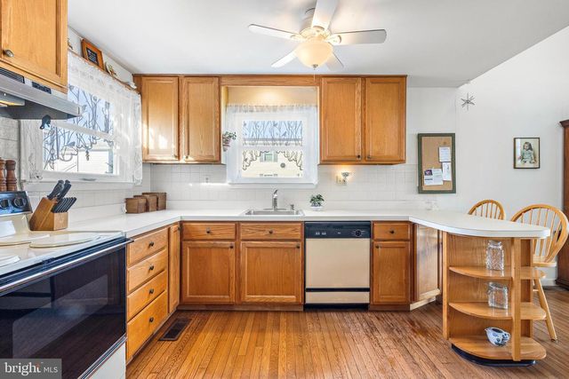 4 W JOSHUA AVE, Long Beach Township, NJ 08008