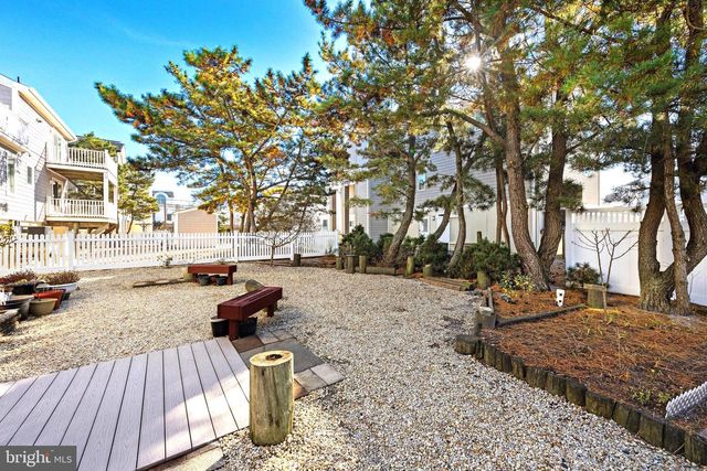 4 W JOSHUA AVE, Long Beach Township, NJ 08008