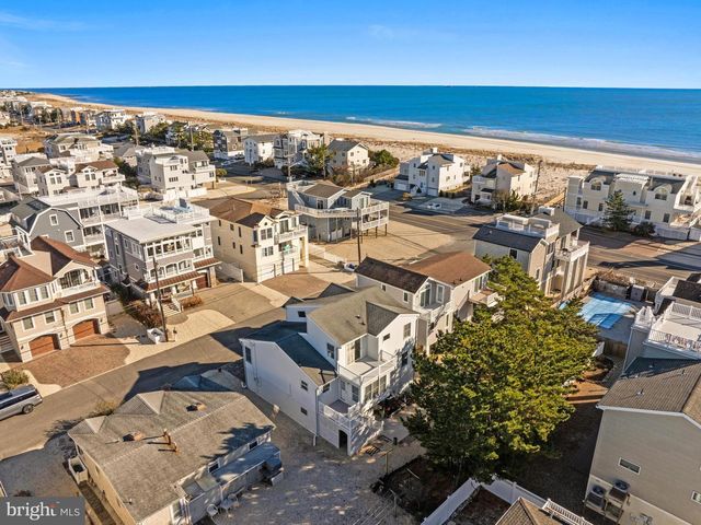 4 W JOSHUA AVE, Long Beach Township, NJ 08008