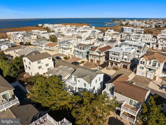 4 W JOSHUA AVE, Long Beach Township, NJ 08008