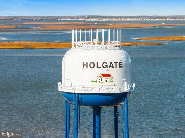 4 W JOSHUA AVE, Long Beach Township, NJ 08008