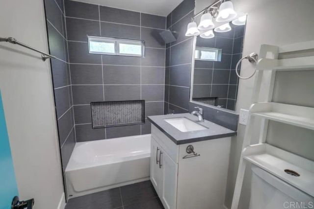 2806 E 8Th Street, National City, CA 91950