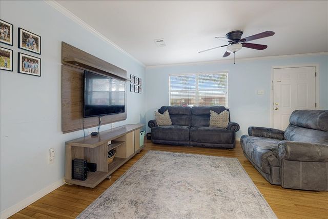 524 MINERAL RD, Memphis, TN 38120