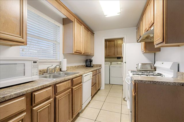 524 MINERAL RD, Memphis, TN 38120