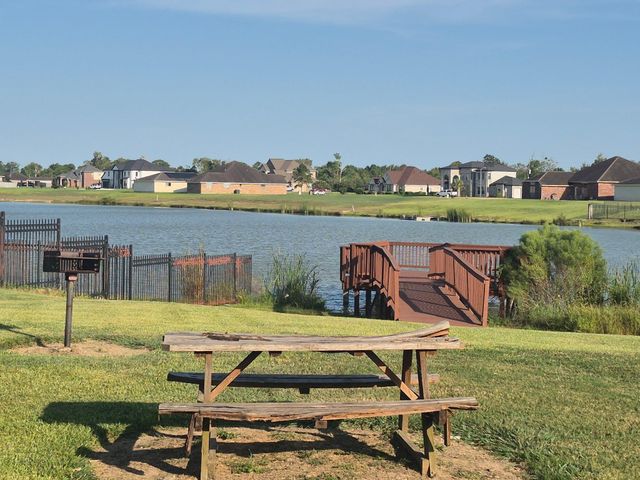 27942 Inland Breeze Lane, Rosharon, TX 77583