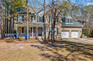 51 Sandy Point, Sanford, NC 27332