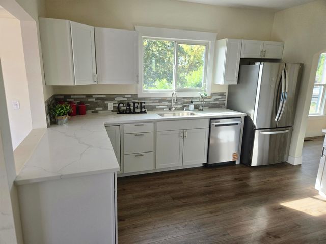 3228 N Nelson St, Spokane, WA 99207
