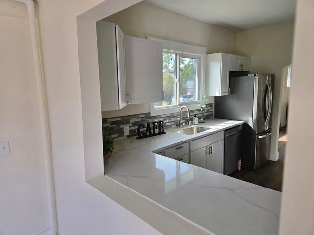 3228 N Nelson St, Spokane, WA 99207