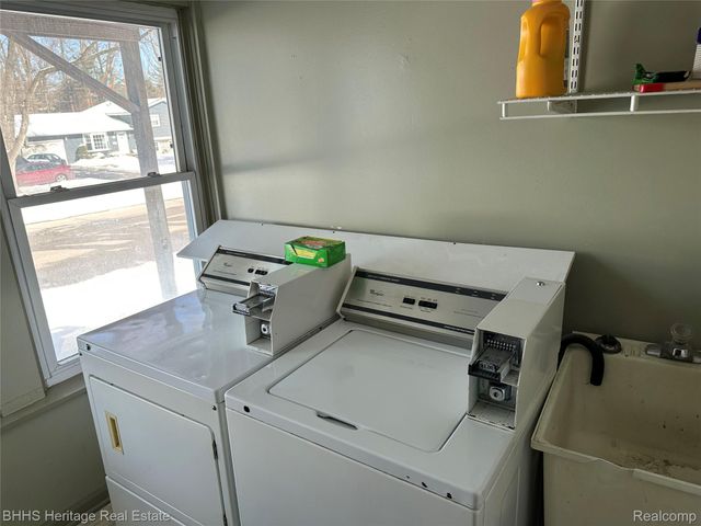 823 Alger Street, Howell, MI 48843