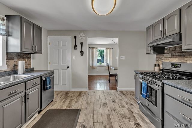 212 East Avenue, West Seneca, NY 14224