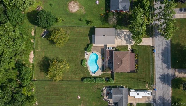 212 East Avenue, West Seneca, NY 14224