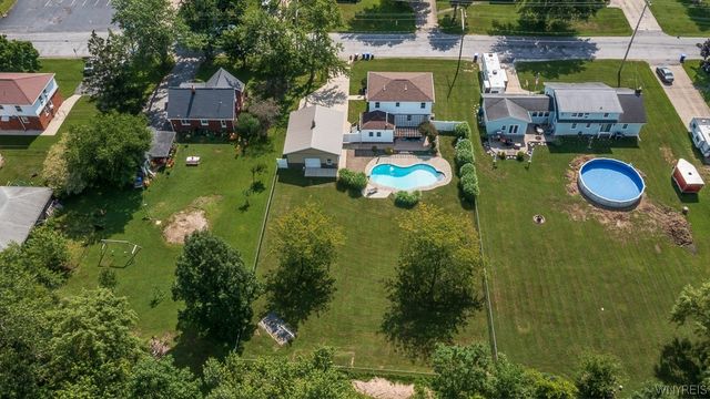 212 East Avenue, West Seneca, NY 14224