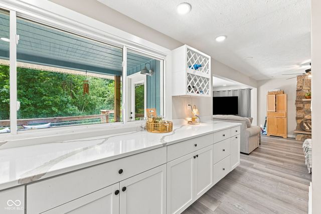 7990 Ebony Drive, Nineveh, IN 46164