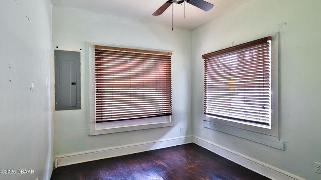 341 Taylor Avenue, Daytona Beach, FL 32114