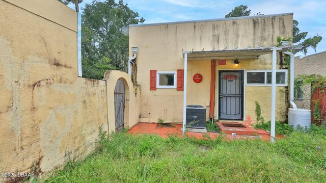 341 Taylor Avenue, Daytona Beach, FL 32114