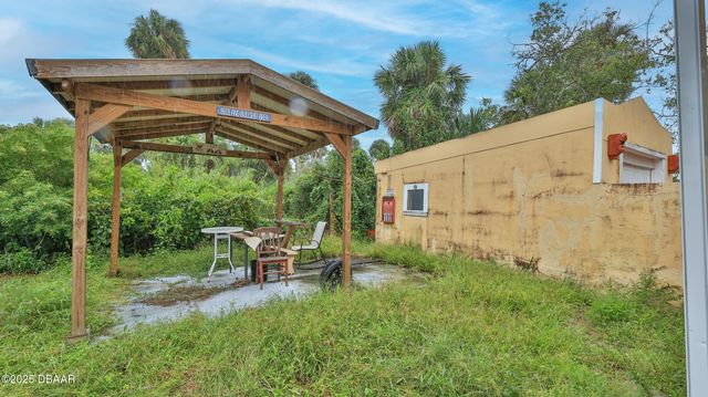 341 Taylor Avenue, Daytona Beach, FL 32114