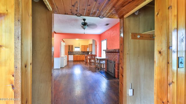 341 Taylor Avenue, Daytona Beach, FL 32114