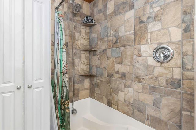 17500 MARSH ROAD, Lutz, FL 33558