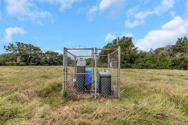 17500 MARSH ROAD, Lutz, FL 33558