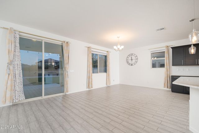 5038 E GLENCOVE Street, Mesa, AZ 85205