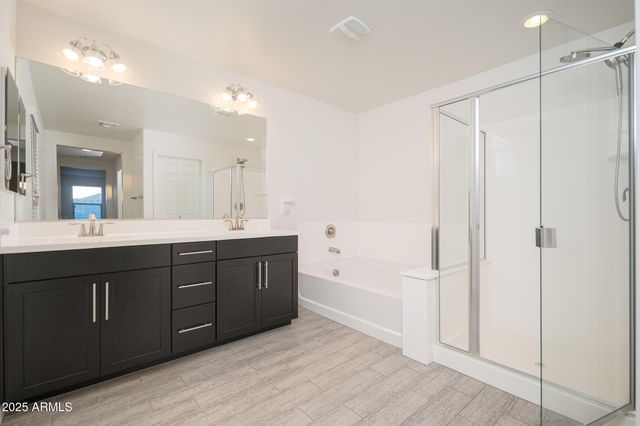 5038 E GLENCOVE Street, Mesa, AZ 85205