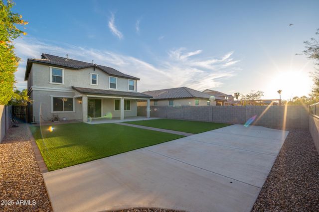 5038 E GLENCOVE Street, Mesa, AZ 85205