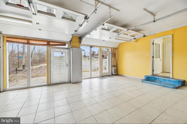 2650 SOLOMONS ISLAND RD, Huntingtown, MD 20639