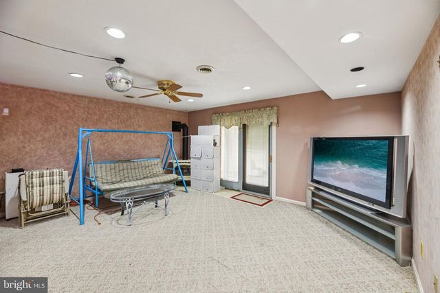 2650 SOLOMONS ISLAND RD, Huntingtown, MD 20639